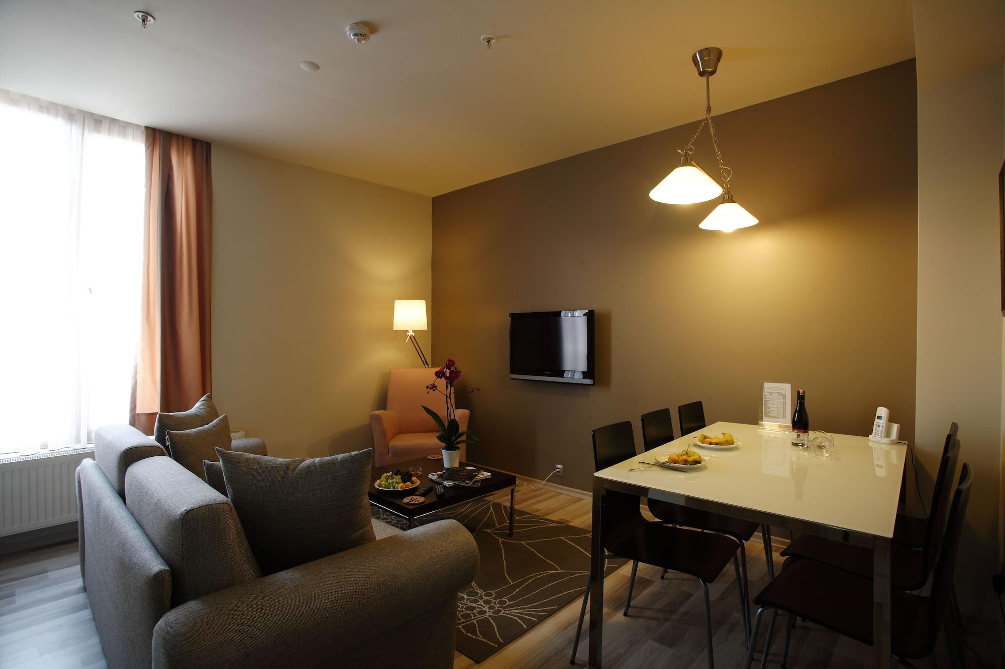 Home Stay Home Sisli Estambul Exterior foto