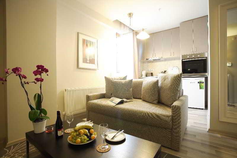 Home Stay Home Sisli Estambul Exterior foto
